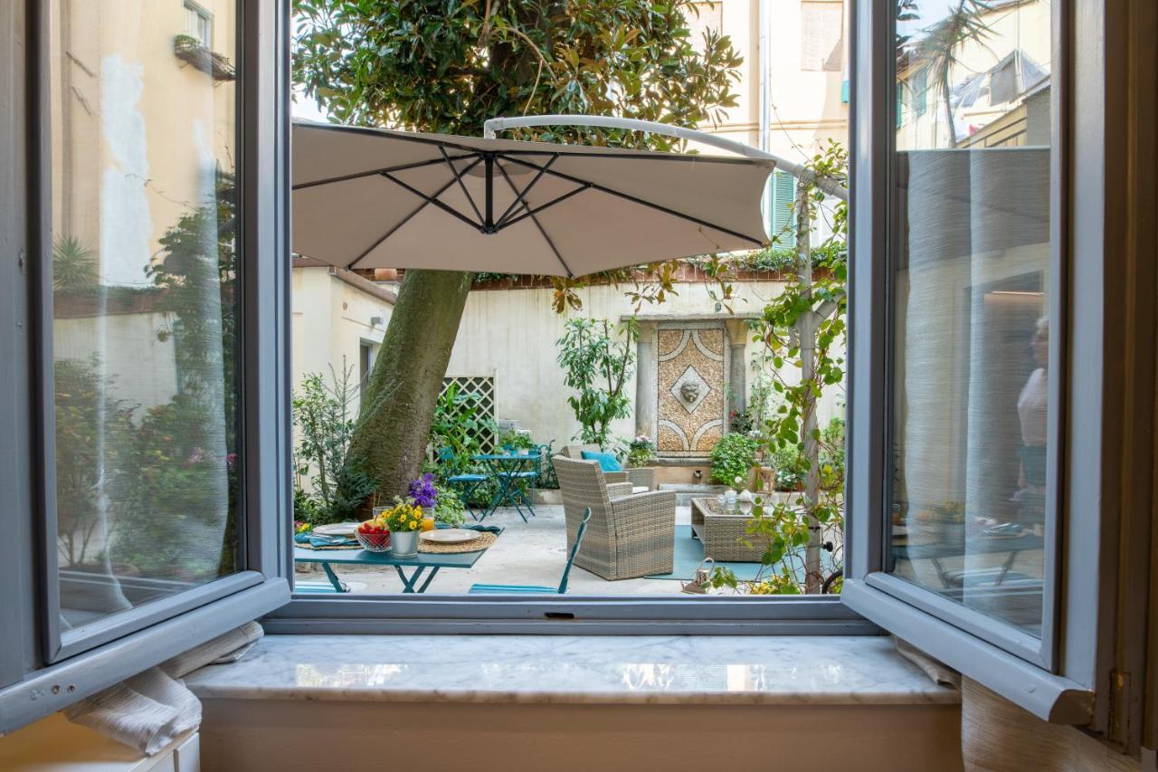 לינה וארוחת בוקר לוקה Il Cortile Di Elisa & Our Flats מראה חיצוני תמונה